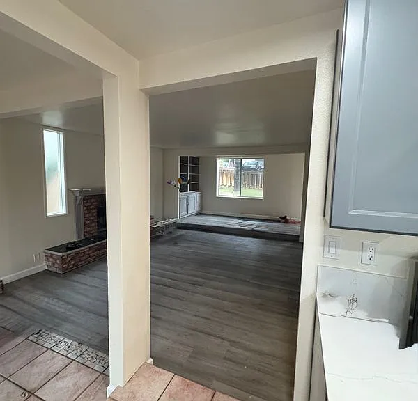 23162 Smith Rd — Photo 3