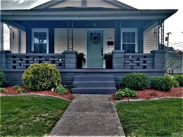 306 NW 1st St, Washington, IN 47501