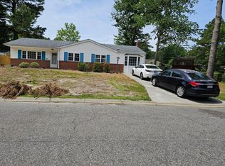 521 Big Pine Dr, Virginia Beach, VA 23452