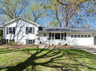 9124 Kell Ave S, Bloomington, MN 55437