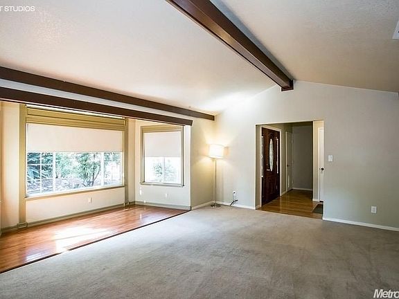 3rd image of 9387 Americana Way