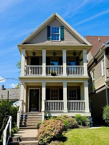 221 Lexington Ave Photo 1