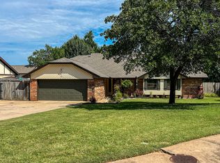 3516 Yellow Sky Cir, Edmond, OK 73013
