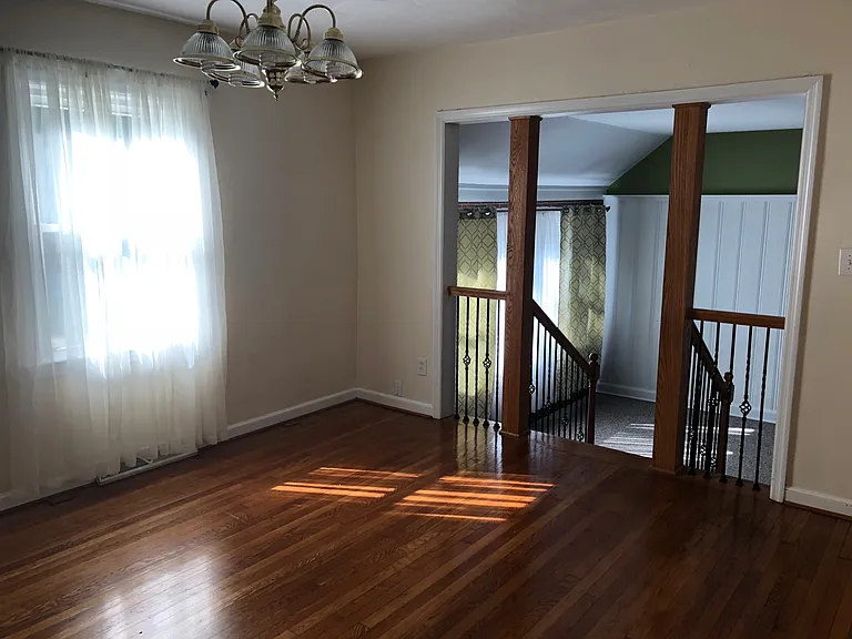Mimosa Family room1_08082018