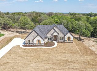 1027 Meadow Wood Ter, Azle, TX 76020