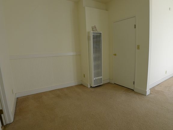 4th image of 1609 Stuart St APT C
