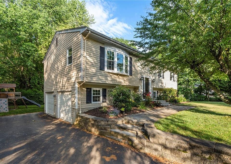 1st image of 22 Kinnicutt Ave