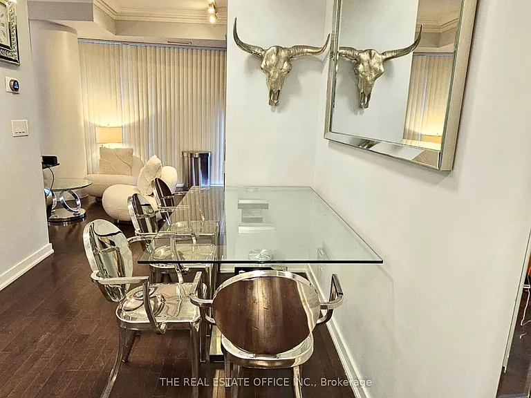 14 York St #2511 — Photo 1