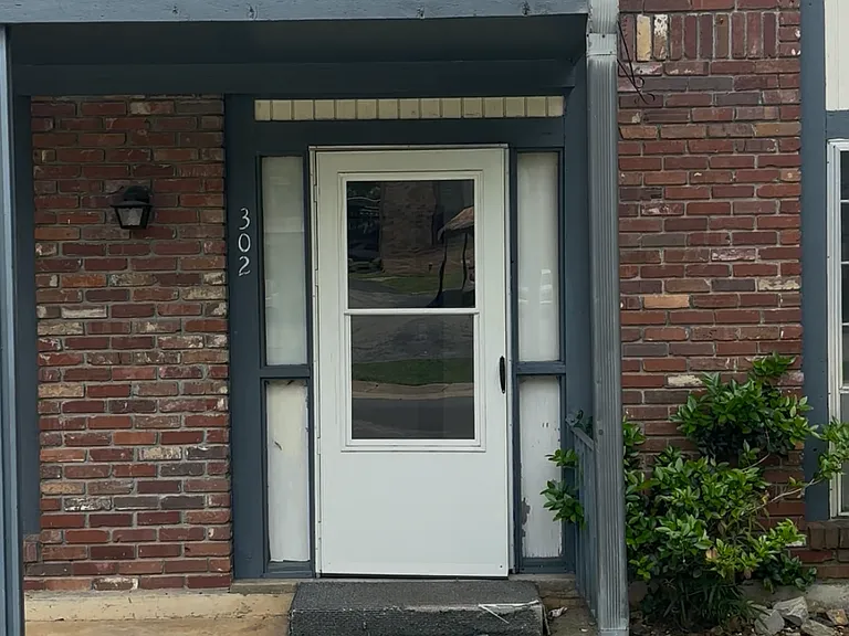 600 Higdon Ferry Rd #302 — Photo 4