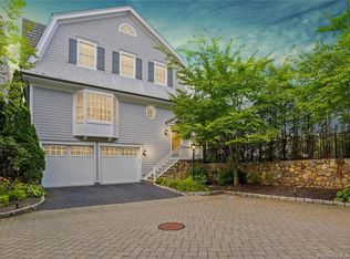 6 Maple St #6, New Canaan, CT 06840