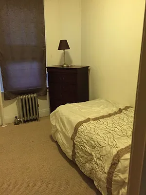 Rented by Peter Ashe | media 6