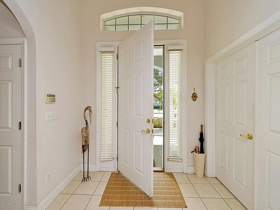 2866 Saint Maarten Ct-3