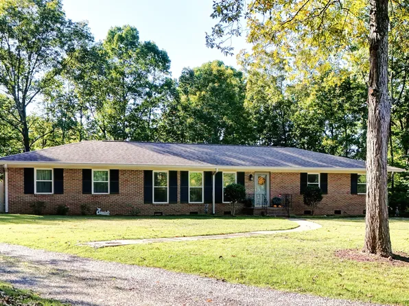 14 Summit Dr SE, Lindale, GA 30147