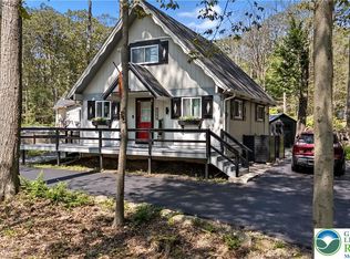 1104 Crescent Cir, Tobyhanna, PA
