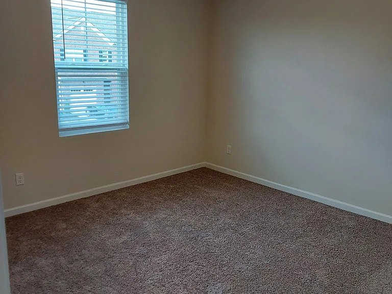 146 Fister Dr — Photo 13