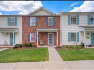 135 Charleston Ln, Christiansburg, VA 24073