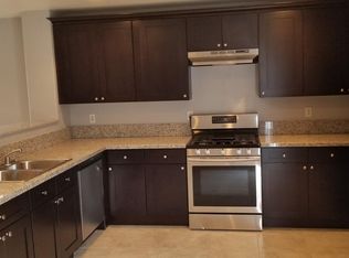 994 Cantabria Heights Ave, Las Vegas, NV 89183