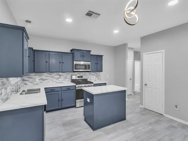 15834 Mountain Mist Trl — Photo 12