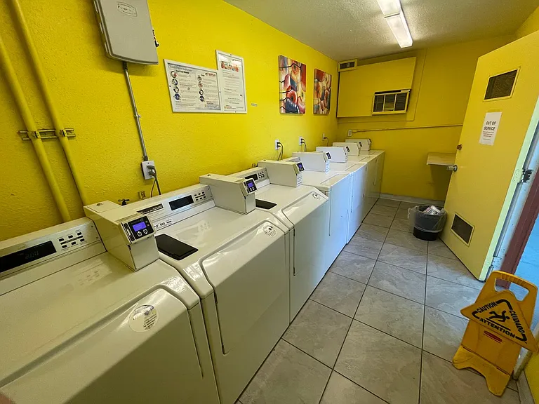 Tully Rd Apts — Photo 20