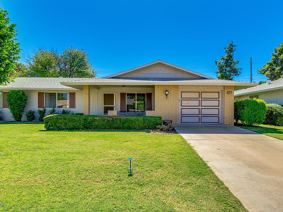 1st image of 10811 W Caron Dr