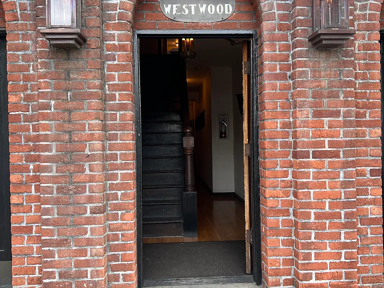 126 W Whiting Ave #7 — Photo 1