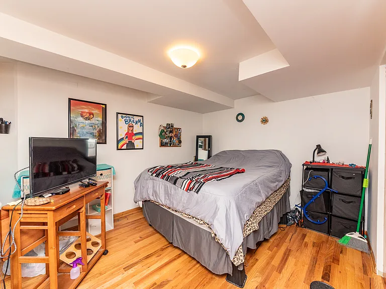 1533 W Leland Ave #GE — Photo 12