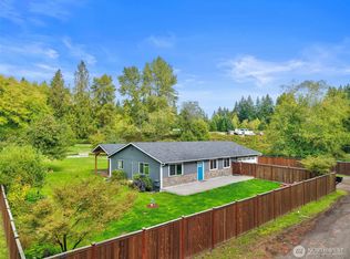 991 SW Berry Lake Rd, Pt Orchard, WA 98367
