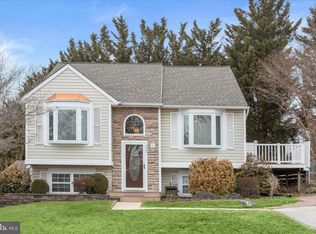 862 Elmwood Ct, Westminster, MD 21158