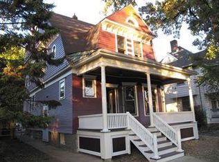 219 Villa St, Elgin, IL 60120