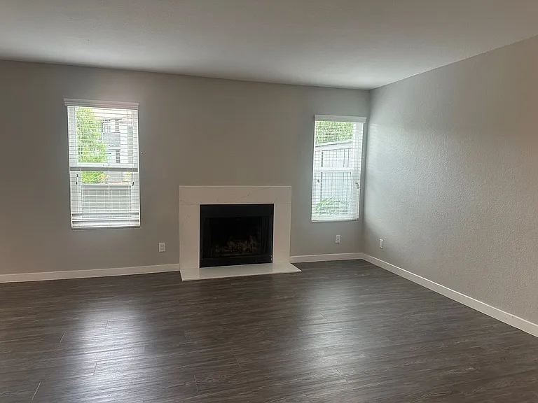 Corona Pointe Resort — Photo 243