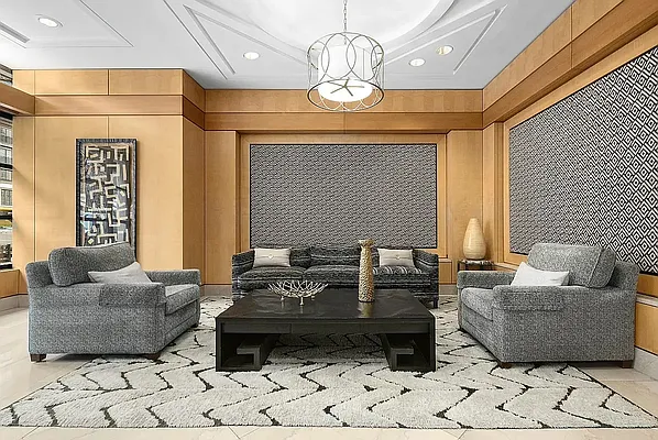 Sold by Compass | media 17