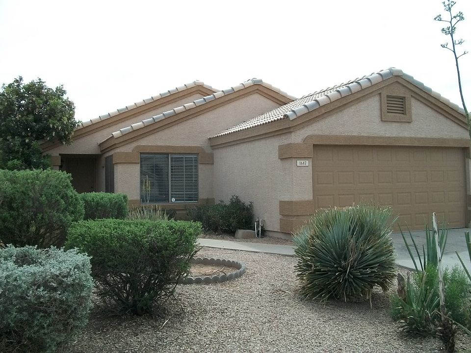 1st image of 1647 E Palomino Dr