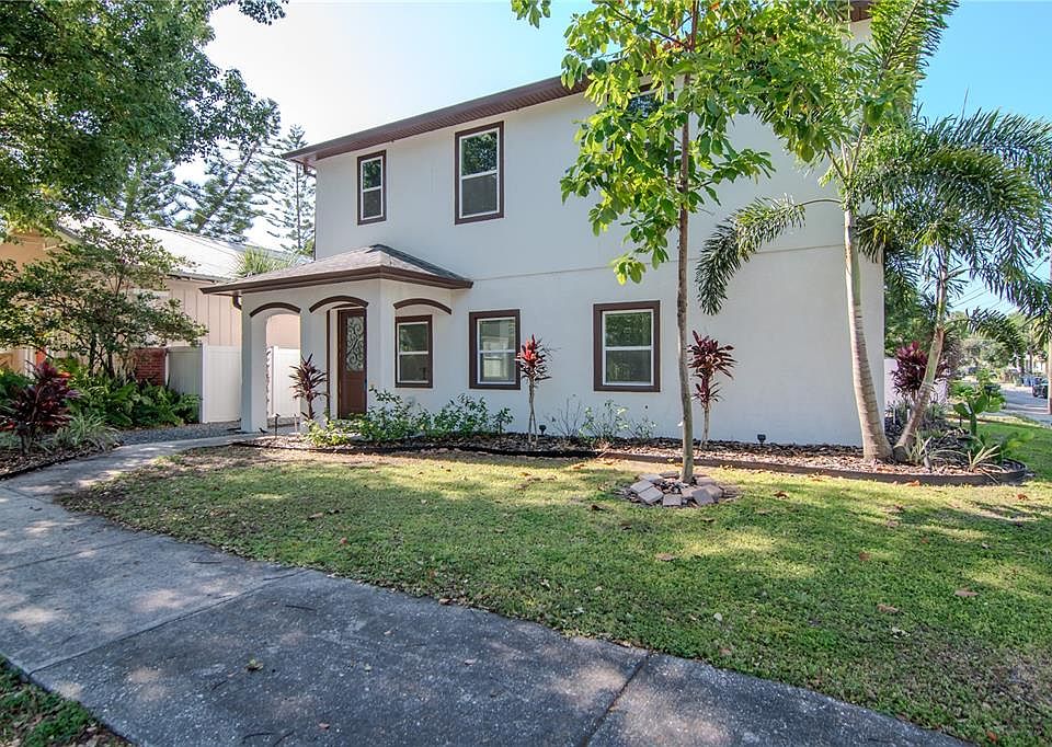 1st image of 212 W FLORIBRASKA AVENUE