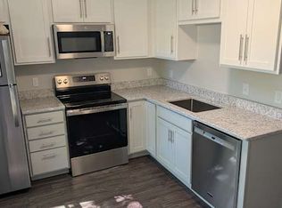 49 Westminster Ave APT 2, Portland, ME 04103