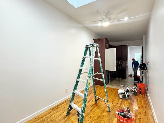 2nd image of 28 Powers St APT 3L