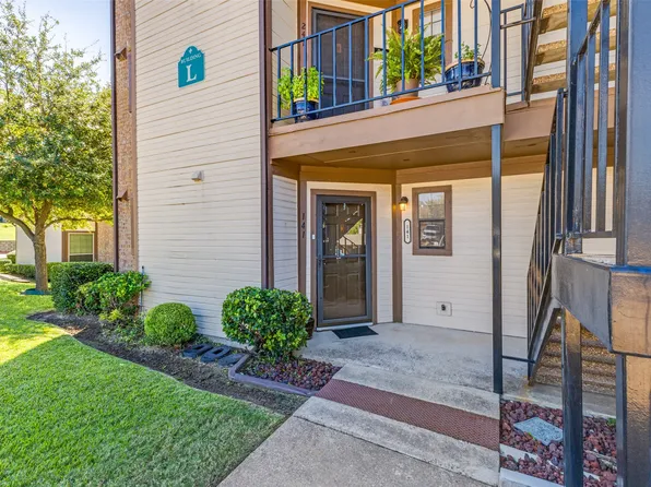 141 Henry M Chandler Dr, Rockwall, TX 75032