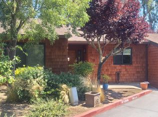 202 Indian Creek Dr, Santa Rosa, CA 95409