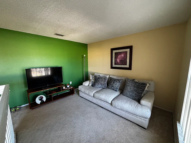 1722 Mandavilla Dr — Photo 8