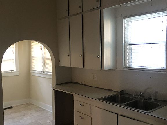 2nd image of 1205 N C St