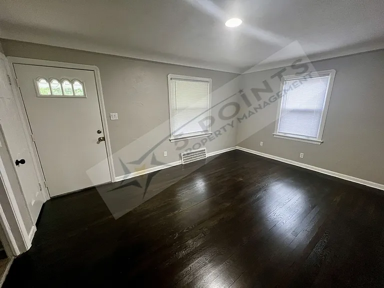 18881 Raymond St — Photo 11