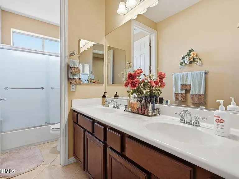 900 W Macaw Dr — Photo 52