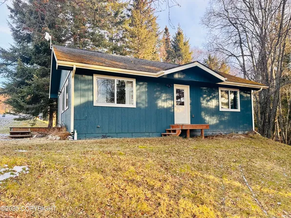 4950 Clover Ln, Homer, AK 99603