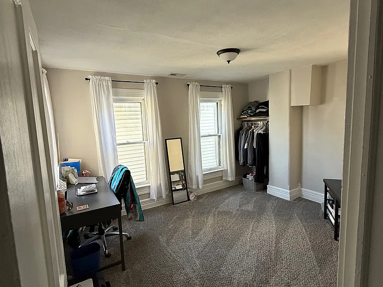 Large second bedroom