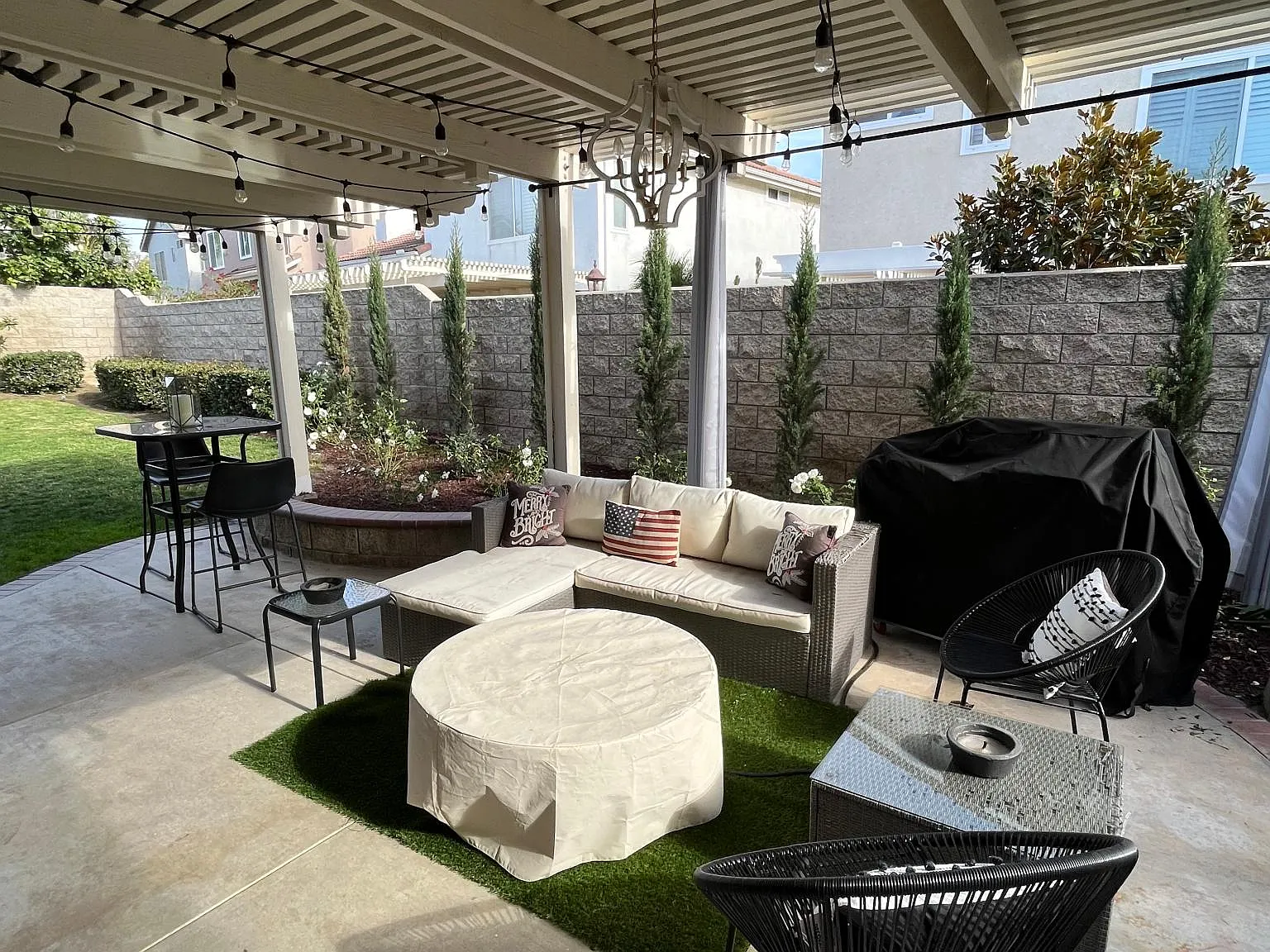 3 bed, 1587 sqft, $4,900 — Photo 3