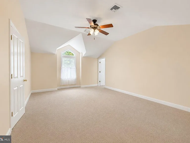 947 Cherry Hill Rd — Photo 22