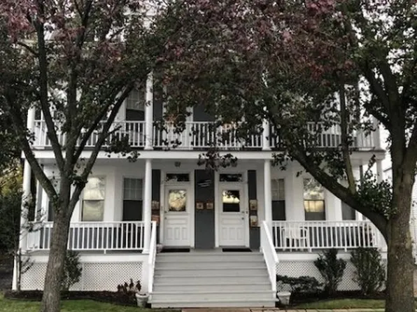 17 Bowers Ln APT B, Chatham, NJ 07928