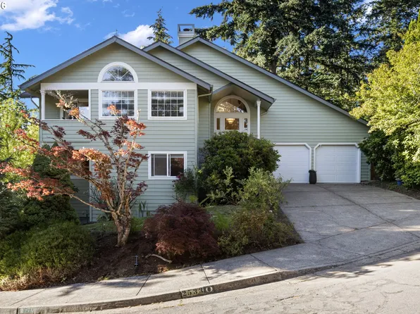 2533 Moon Mountain Dr, Eugene, OR 97403