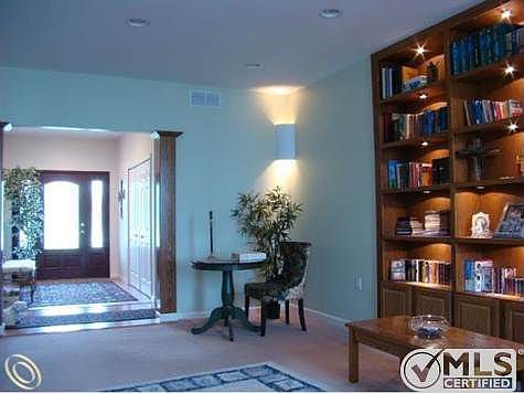 5 Foyer & Great Room.JPG
