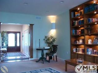 4895 Northgate Dr, Ann Arbor, MI 48103