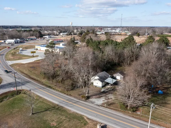 321 Summertown Hwy, Hohenwald, TN 38462